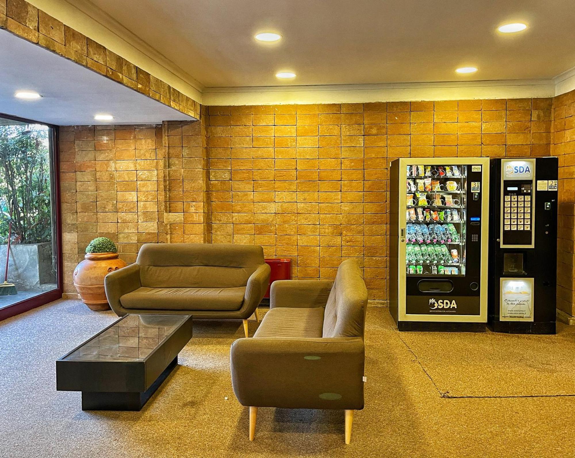 Modern Apartment 10 Min Vatican Parking&Pool Roma Exterior foto